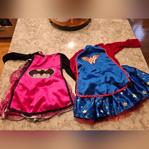 Batman and wonder woman 3t costume dresses - Picture 2 of 3